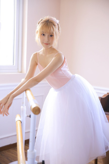 《服软》多梨